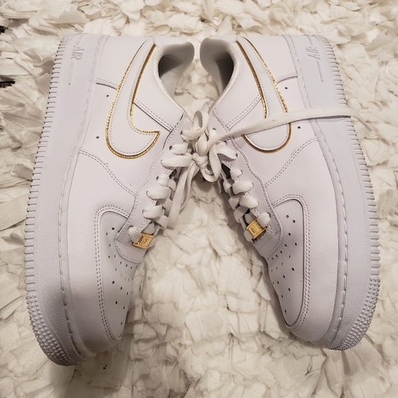 nike air force icon clash